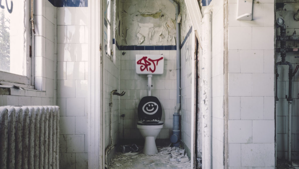 Photo by Gabor Monori